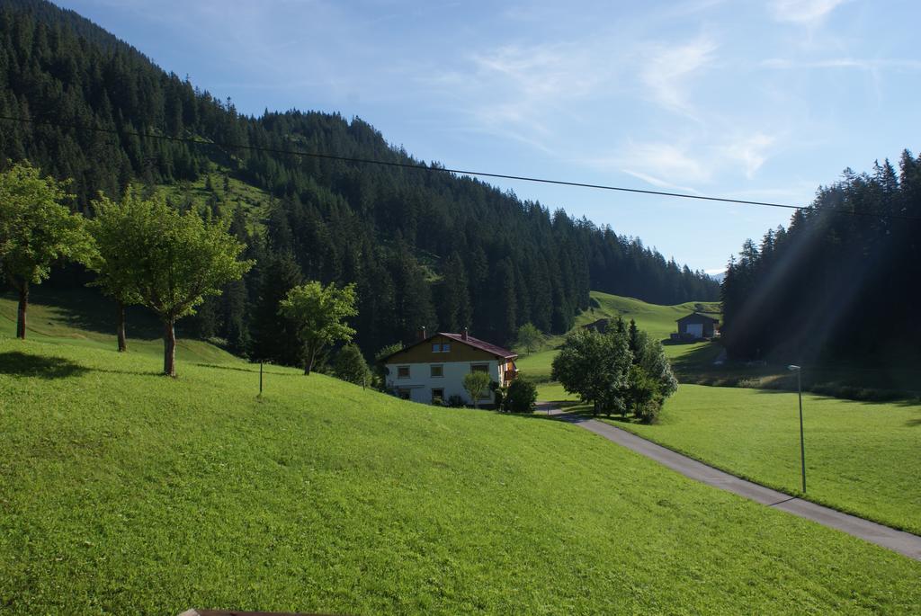 Haus Bergfrieden Bach (Tyrol) Exterior foto