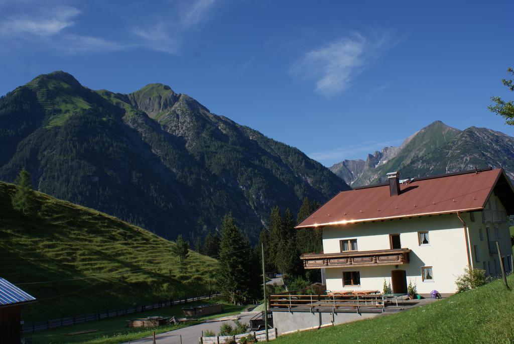 Haus Bergfrieden Bach (Tyrol) Exterior foto